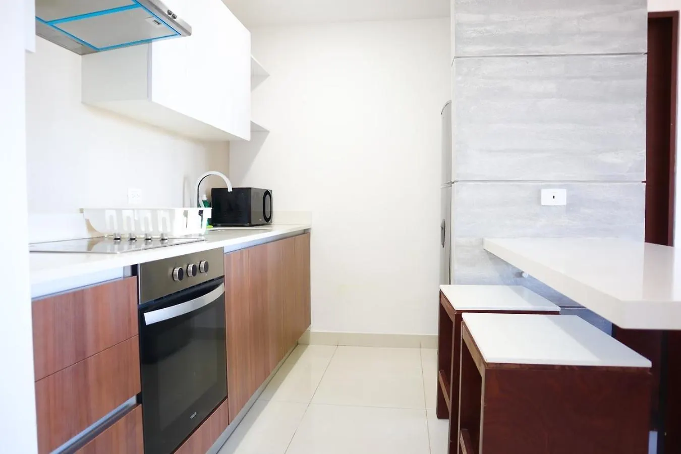 Apt With Boulevard View & Roof Top Cancun Apartment