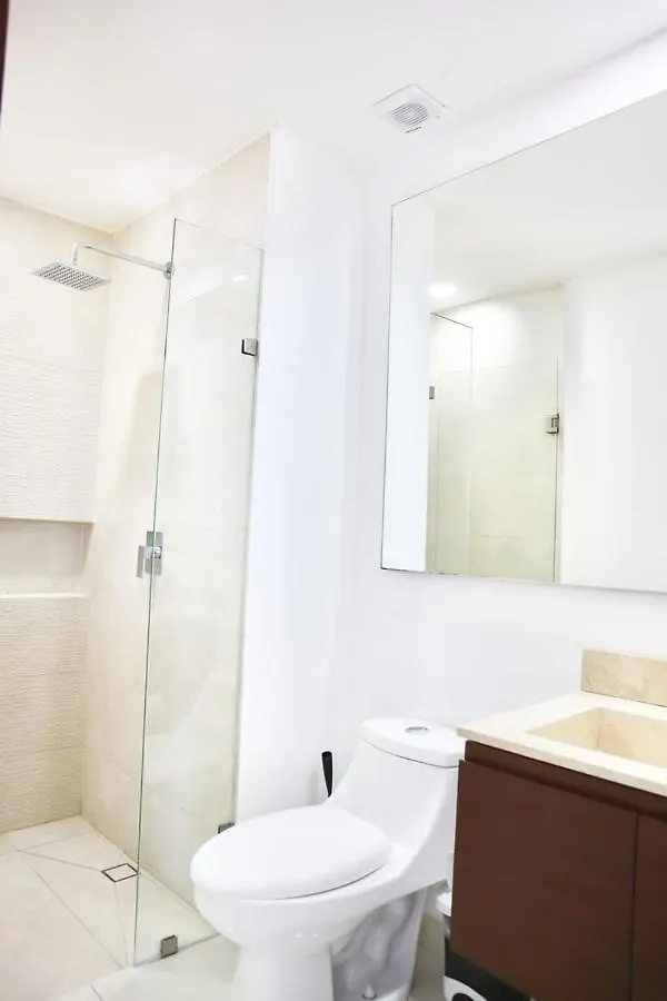 Apartment Apt With Boulevard View & Roof Top Cancun
